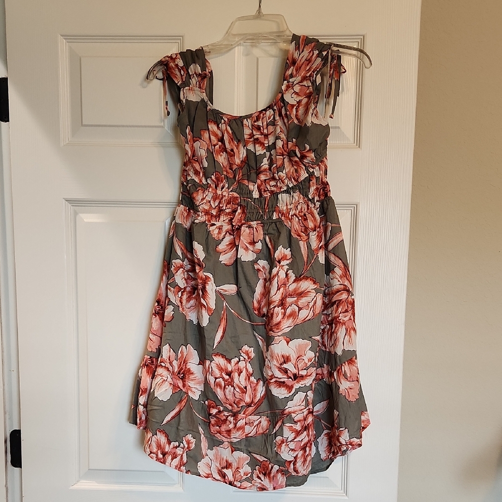 NWT Maurices Olive and Coral Floral Dress